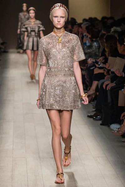 Look 62